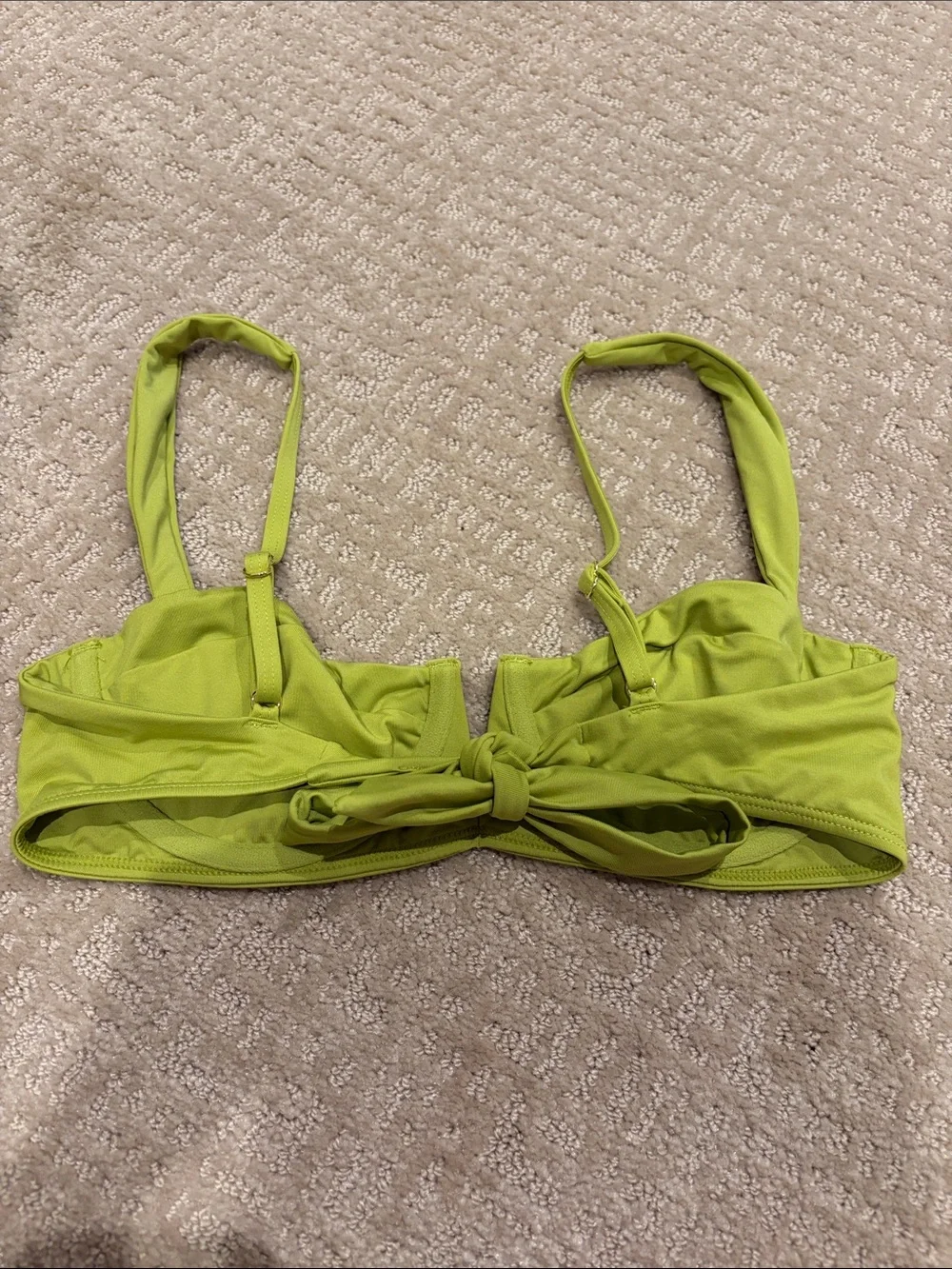 Monday Swimwear Lime Green Two-Piece Bikini Set (color: apple)